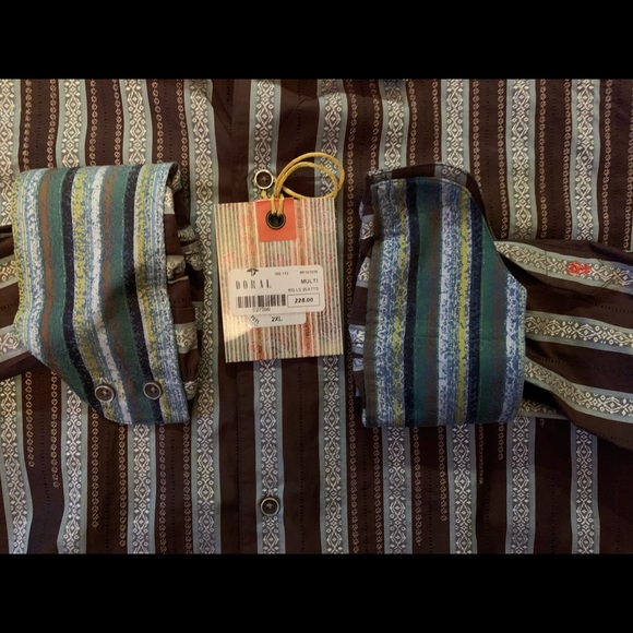 New Robert Graham long sleeve shirt, 2X, multi color, button down shirt. - Picture 3 of 4